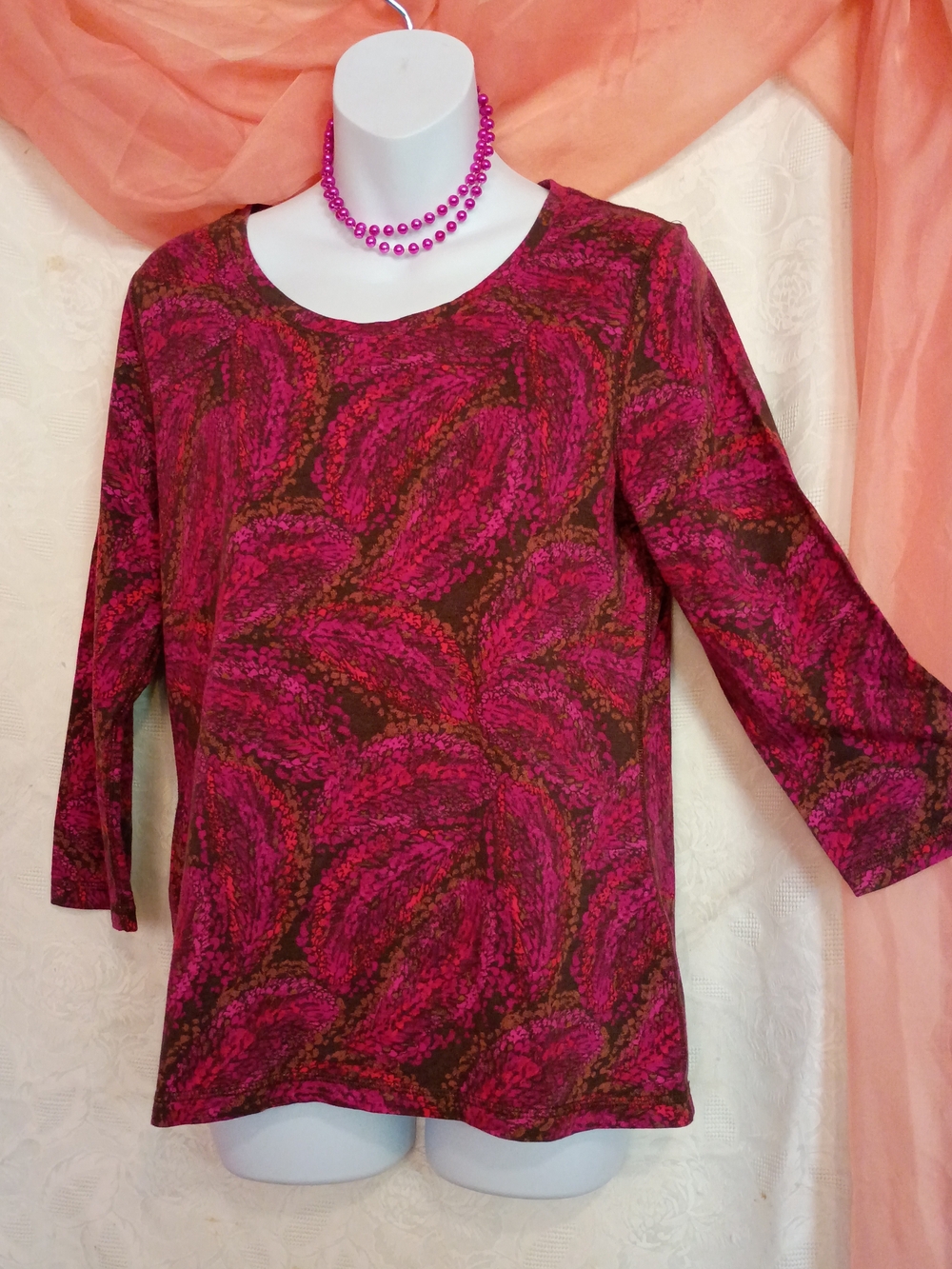 Madison Ladies Magenta and Brown Leaf-Print Long Sleeve Scoop Neck Top Sz M